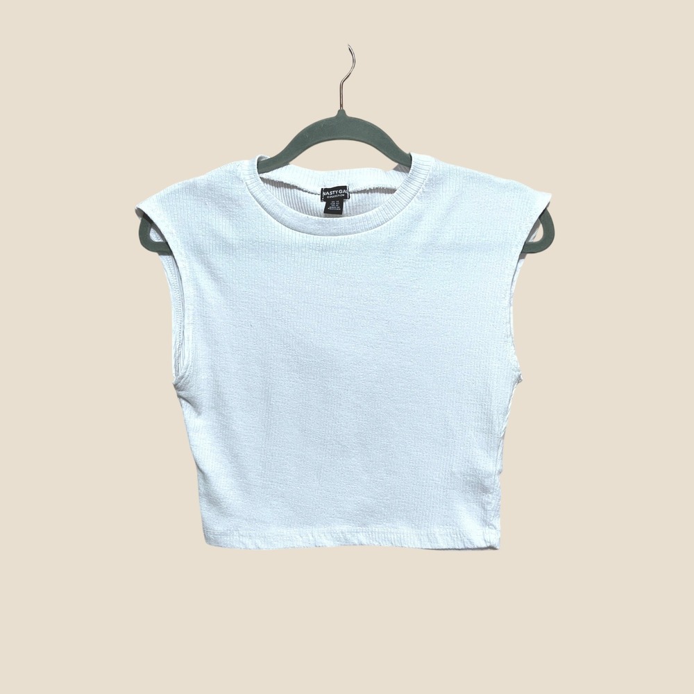 Nasty Gal Collection White Ribbed Crop Top Sleeveless Crew Neck SZ 10 Clean Girl - Picture 2 of 10